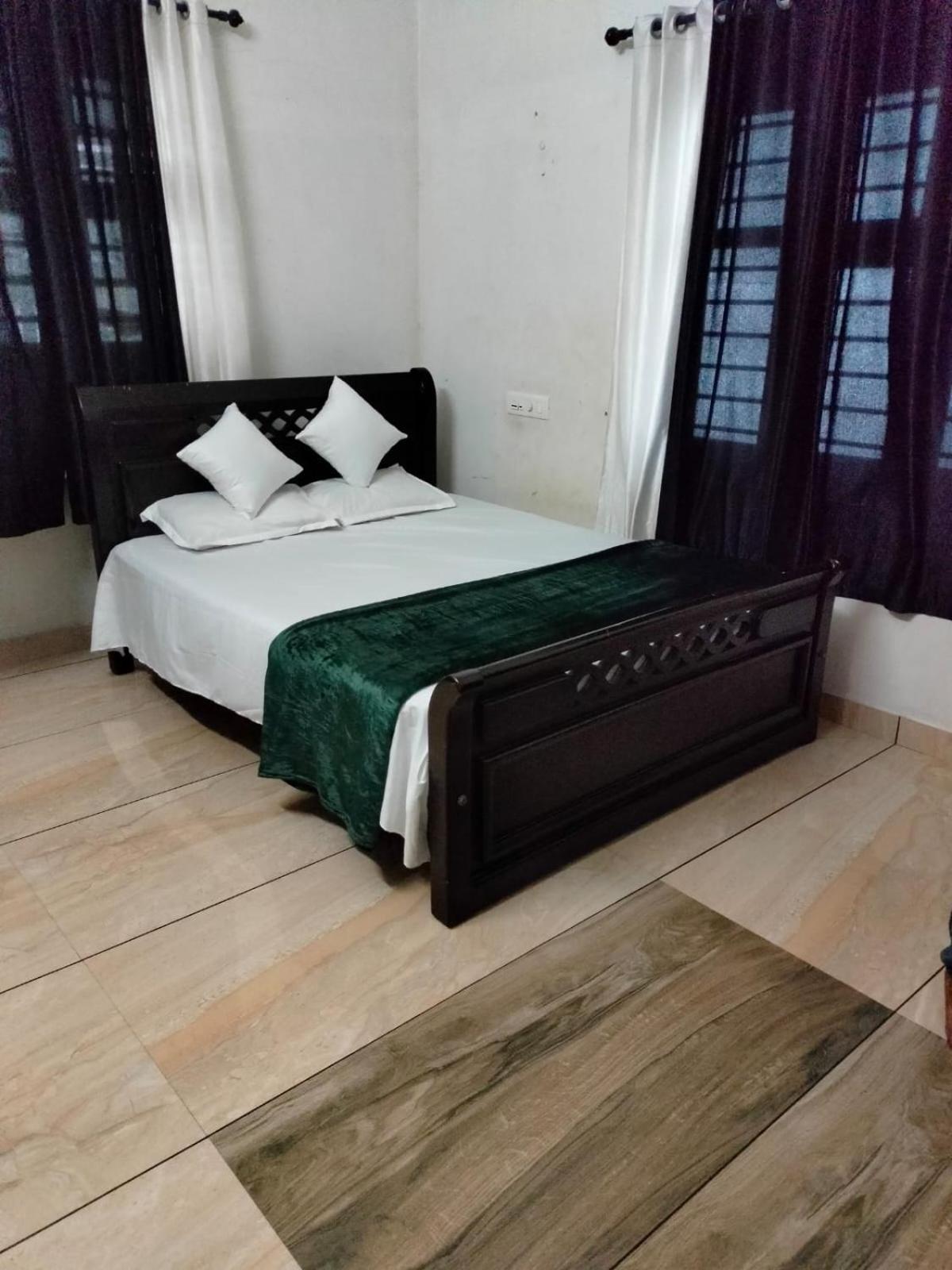 Green Island Homestay Riverside Calicut Exterior foto