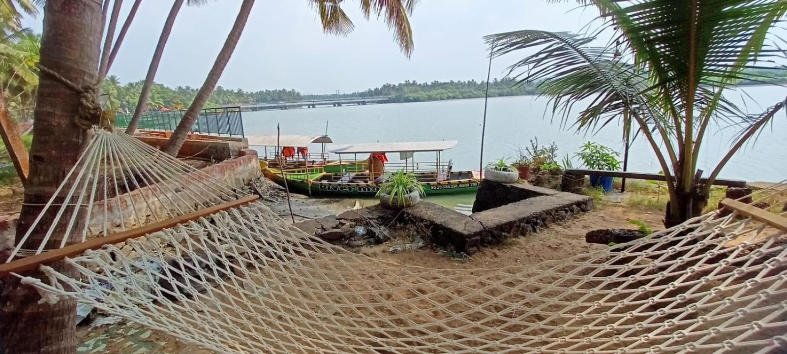 Green Island Homestay Riverside Calicut Exterior foto