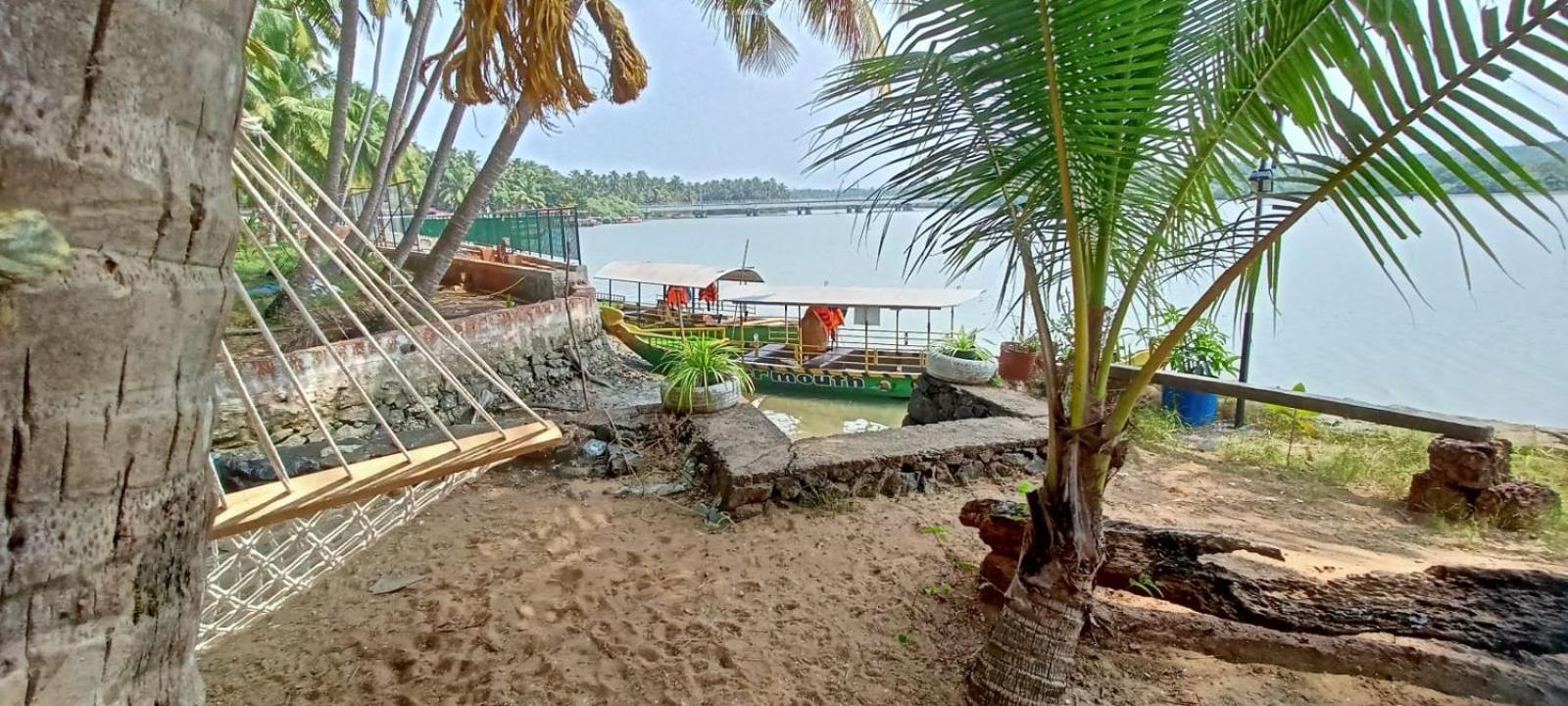 Green Island Homestay Riverside Calicut Exterior foto